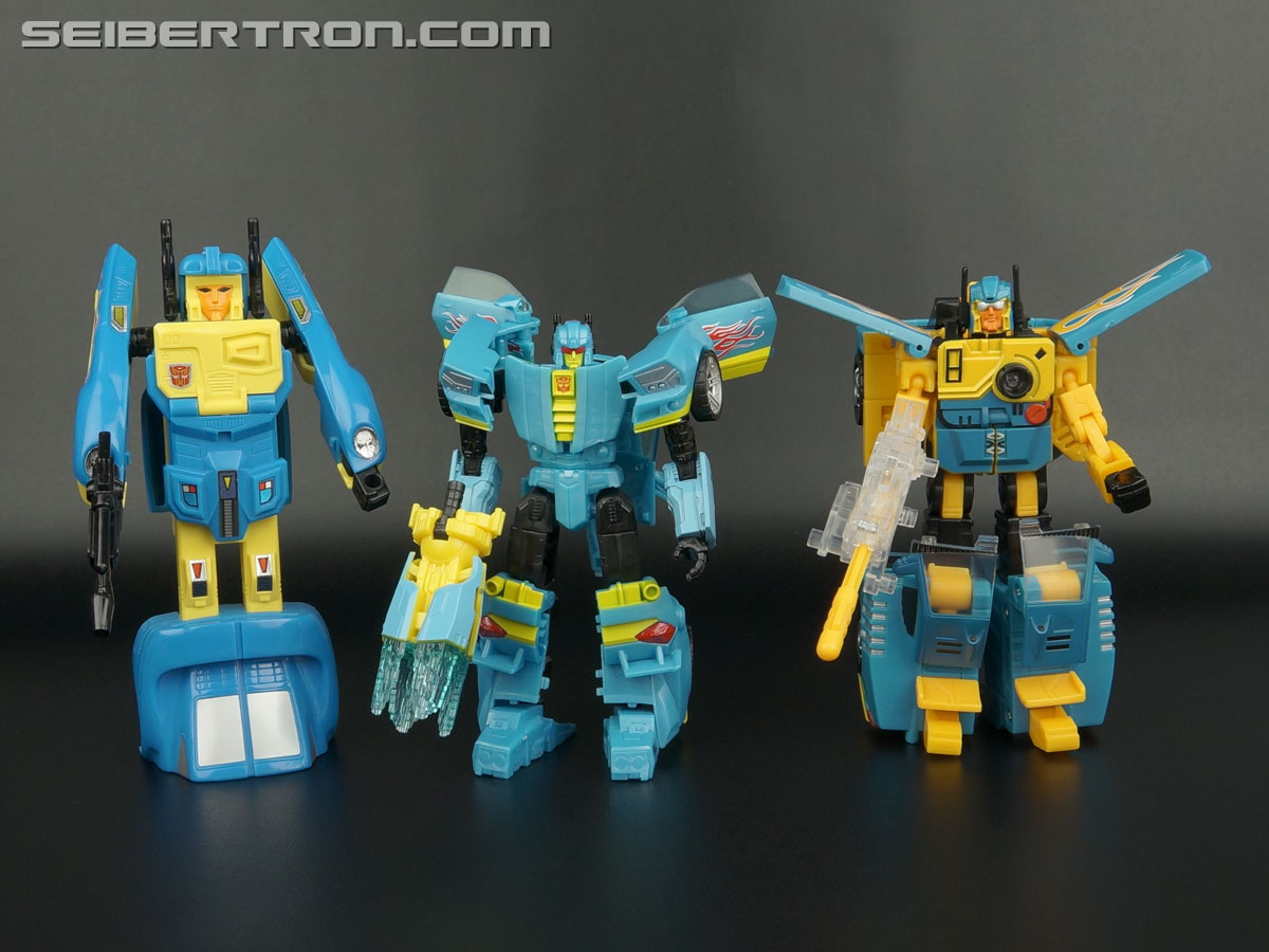 Transformers Generations Nightbeat (Image #118 of 126)