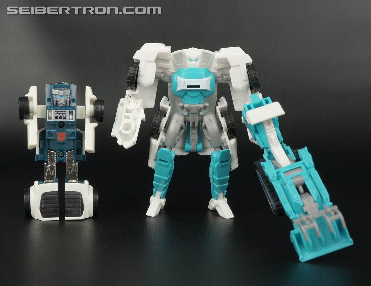 Transformers Generations Tailgate (Image #131 of 159)