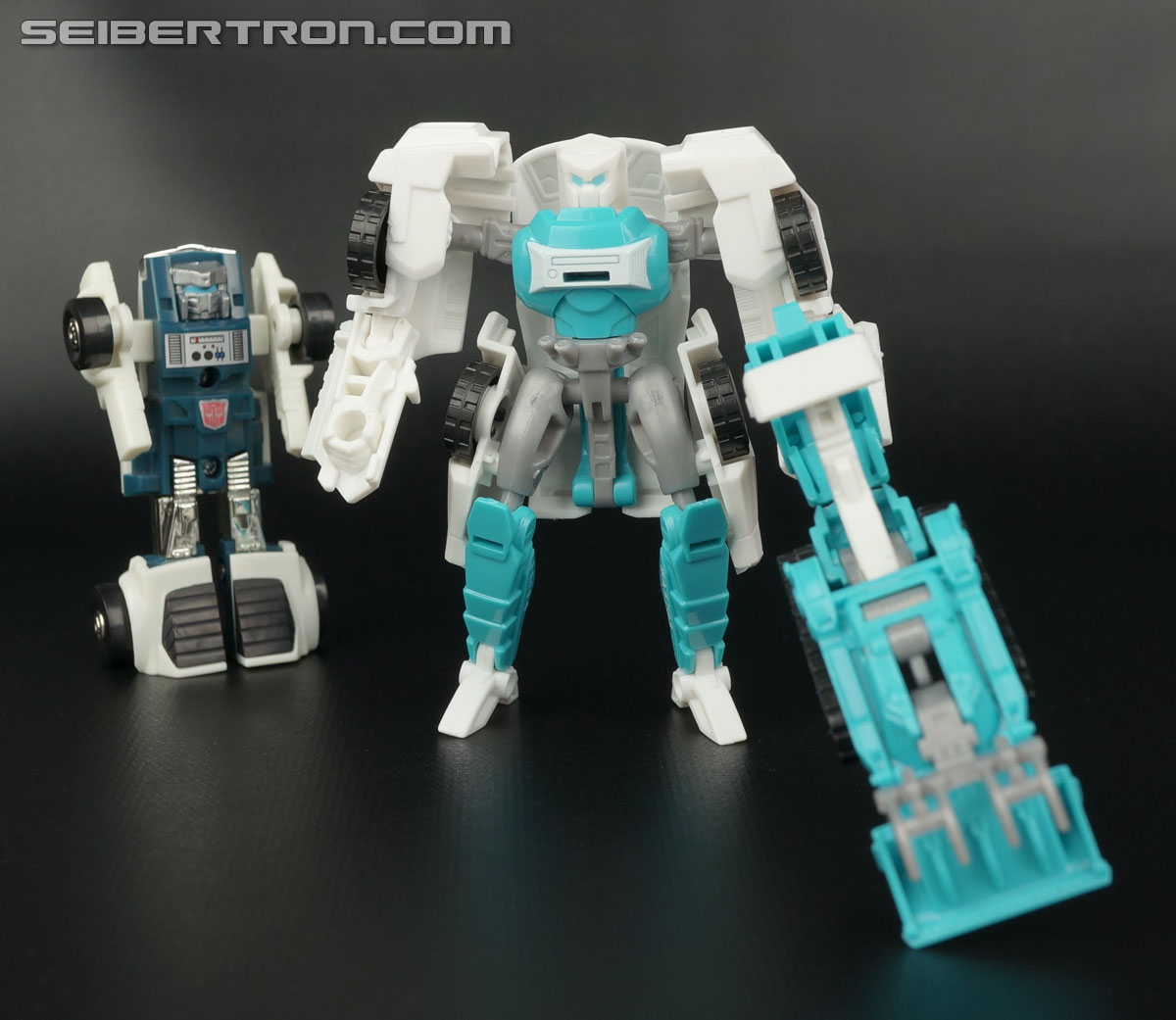 Transformers Generations Tailgate (Image #132 of 159)