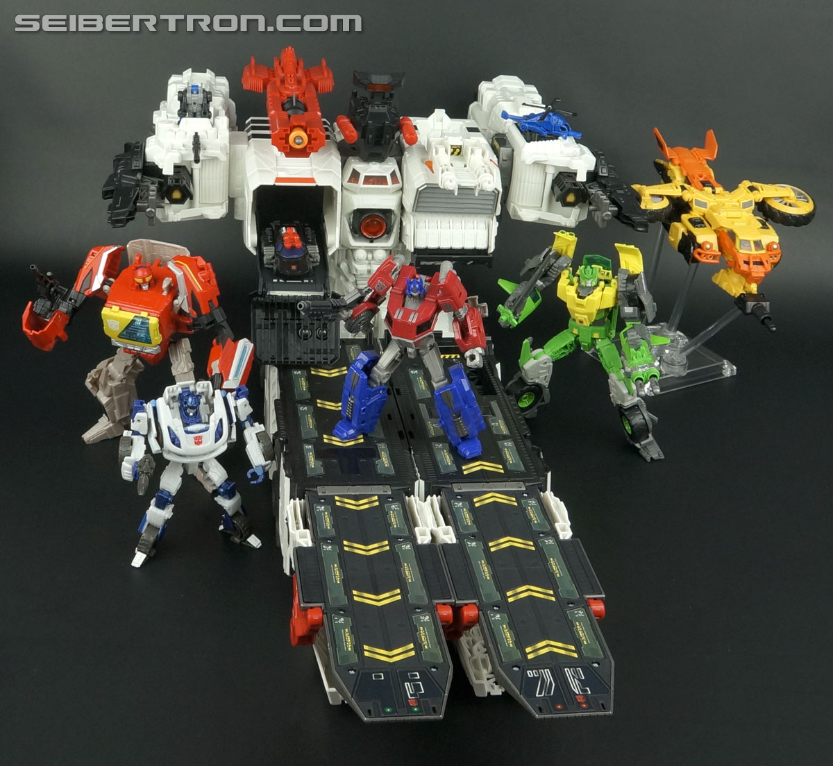 Transformers Generations Metroplex (Image #131 of 552)