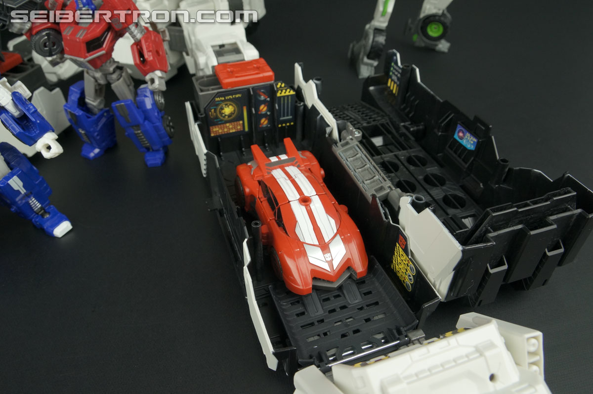 Transformers Generations Metroplex (Image #207 of 552)