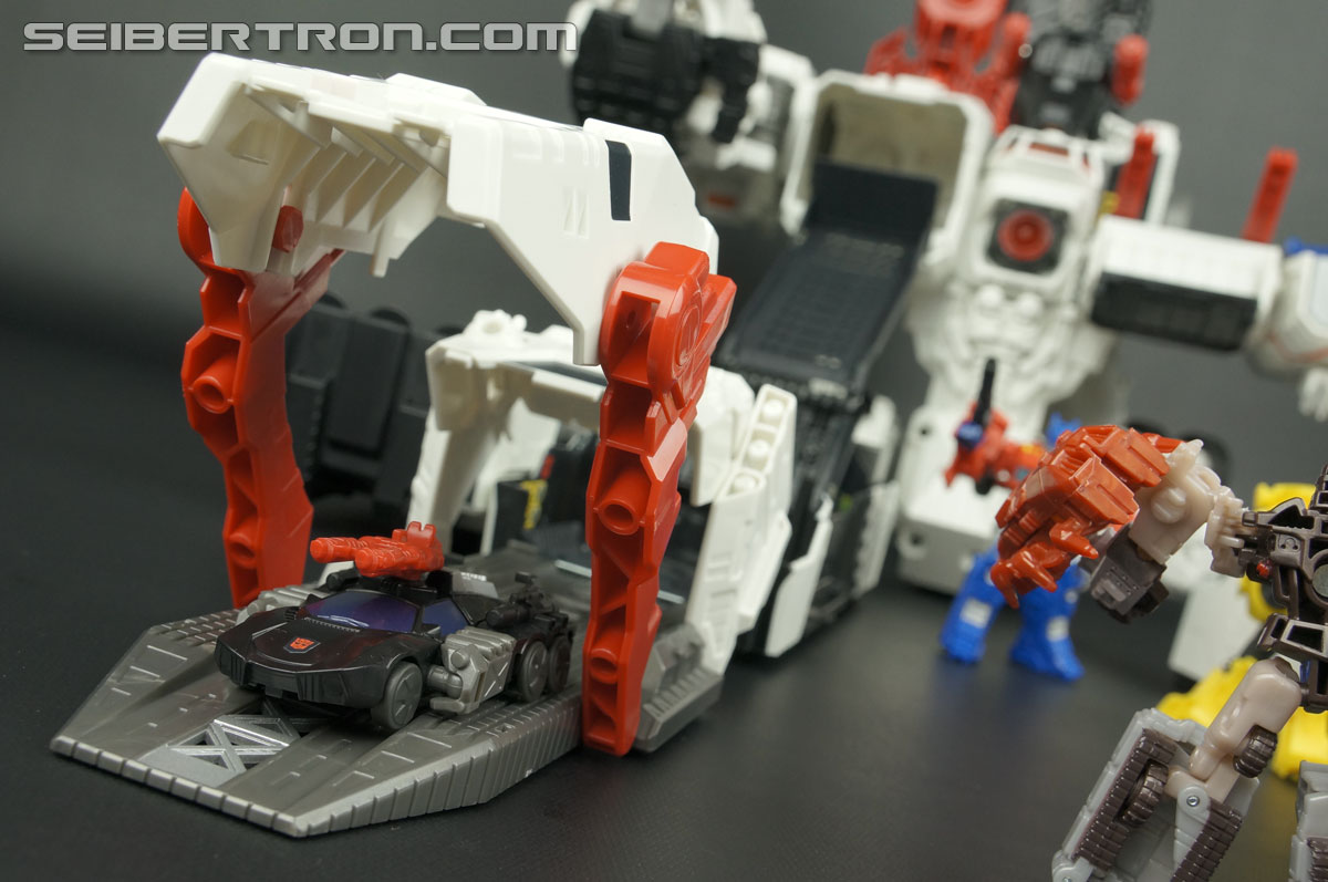 Transformers Generations Metroplex (Image #268 of 552)