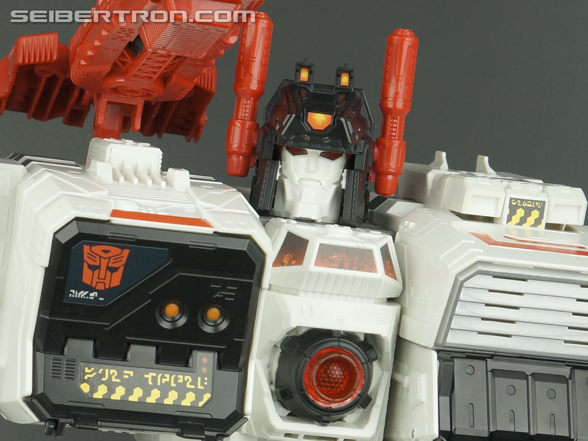 Transformers Generations Metroplex (Image #423 of 552)