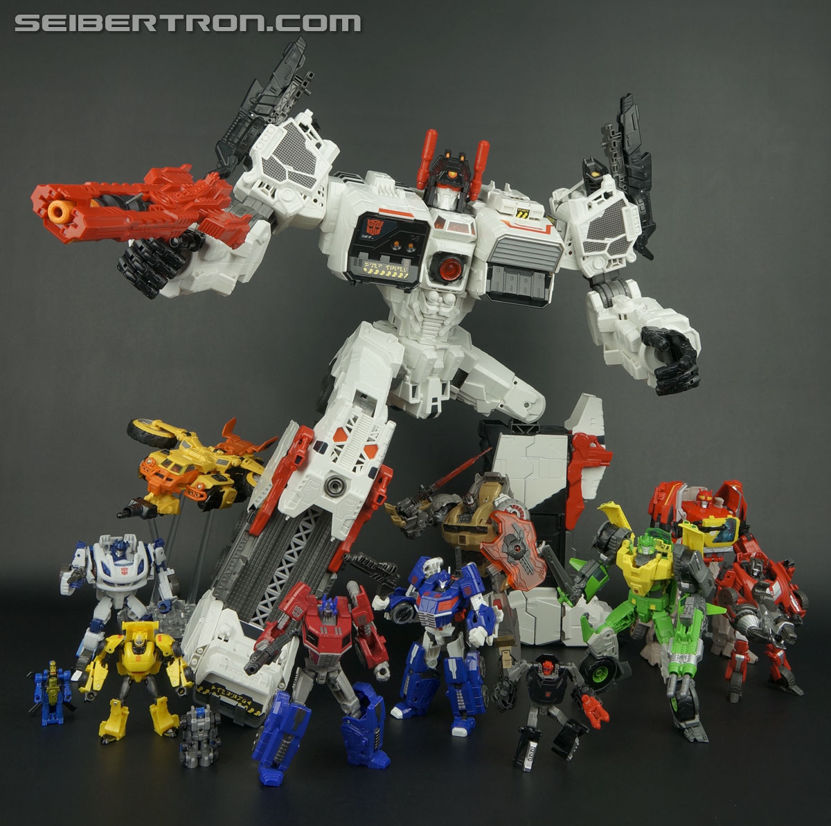 Transformers Generations Metroplex (Image #501 of 552)