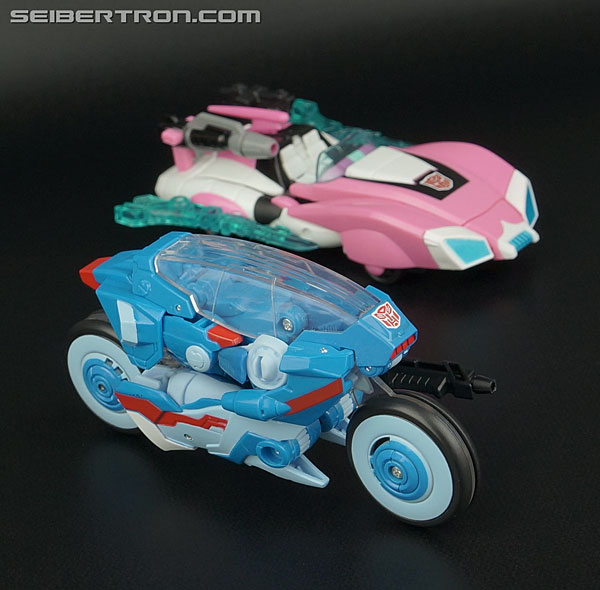 Transformers Generations Chromia (Image #40 of 164)