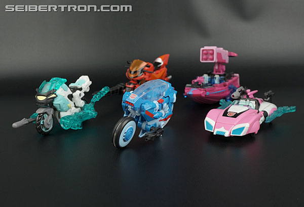 Transformers Generations Chromia (Image #43 of 164)