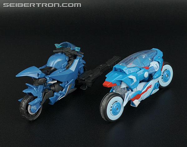 Transformers Generations Chromia (Image #47 of 164)