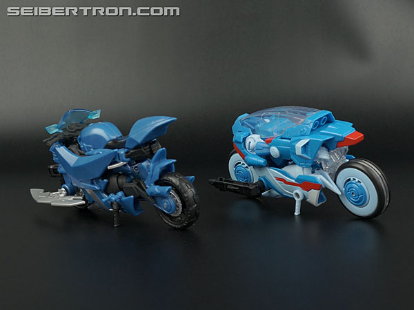 Transformers Generations Chromia (Image #48 of 164)