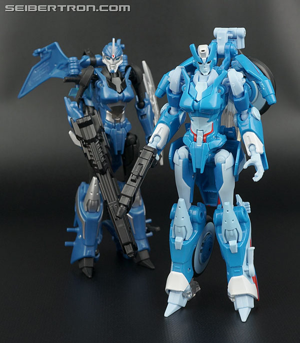Transformers Generations Chromia (Image #118 of 164)