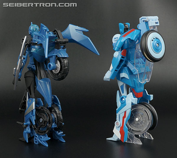 Transformers Generations Chromia (Image #125 of 164)