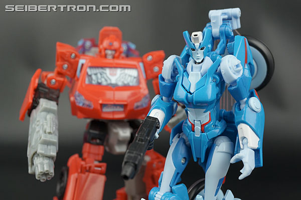 Transformers Generations Chromia (Image #156 of 164)