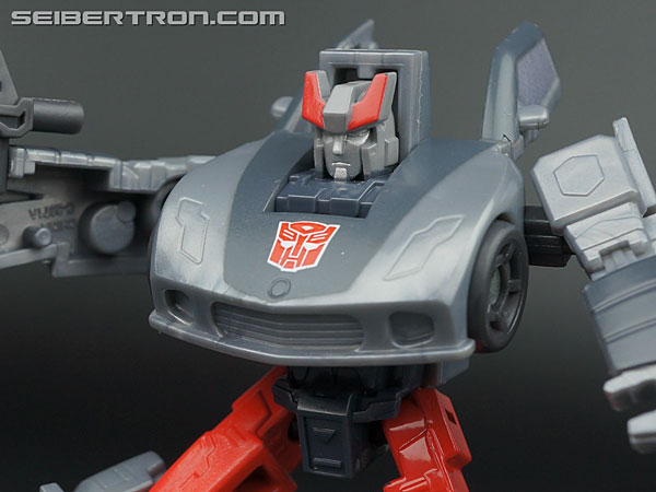 Transformers Generations Bluestreak (Silverstreak) (Image #70 of 101)