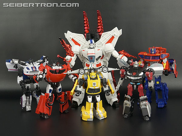 Transformers Generations Jetfire (Image #385 of 388)