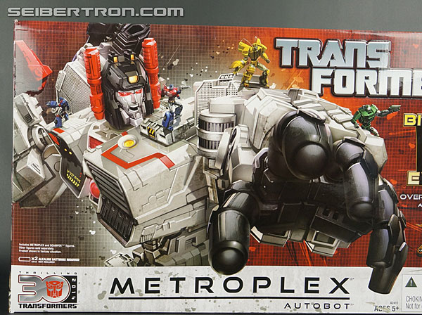 Transformers Generations Metroplex (Image #2 of 552)