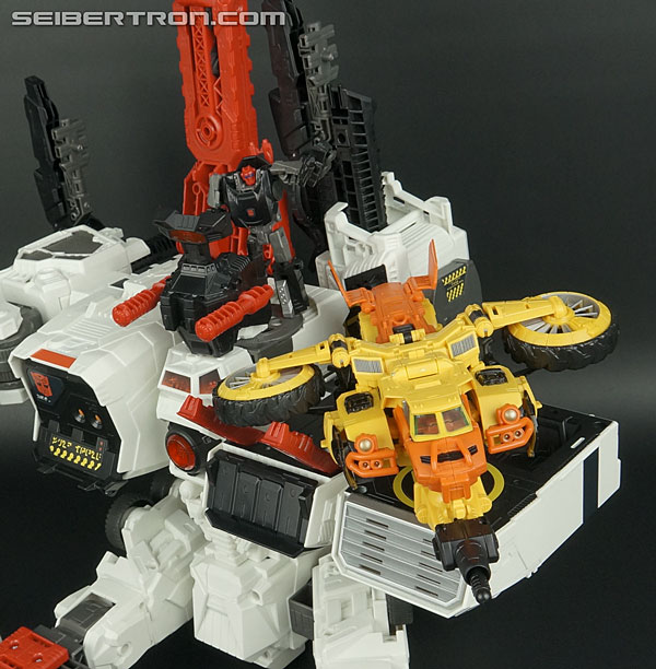 Transformers Generations Metroplex (Image #203 of 552)