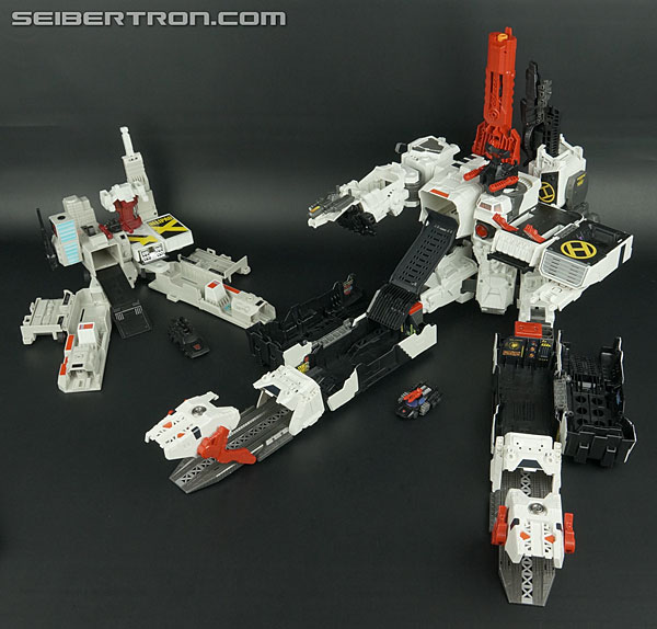 Transformers Generations Metroplex (Image #285 of 552)