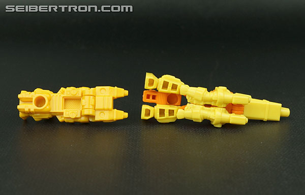 Transformers Generations Caliburst (Tracer) (Image #13 of 63)