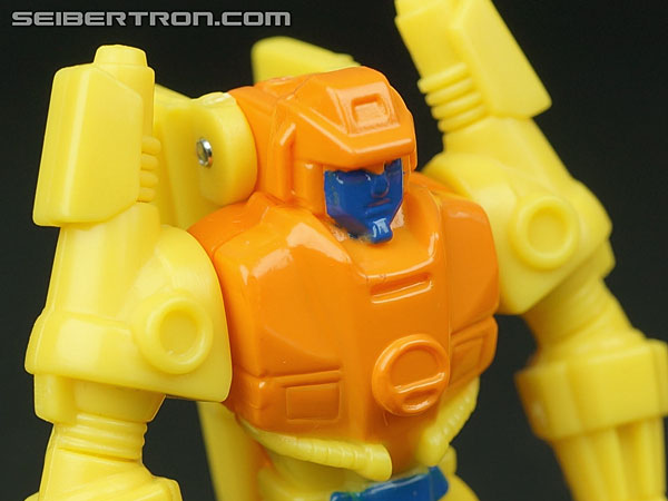 Transformers Generations Caliburst (Tracer) (Image #23 of 63)