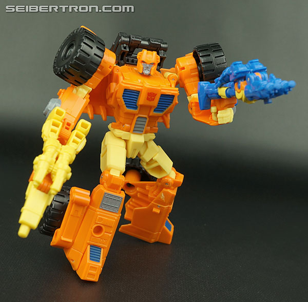 Transformers Generations Caliburst (Tracer) (Image #59 of 63)