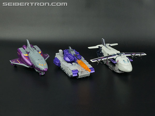 Transformers Generations Astrotrain (Image #46 of 106)