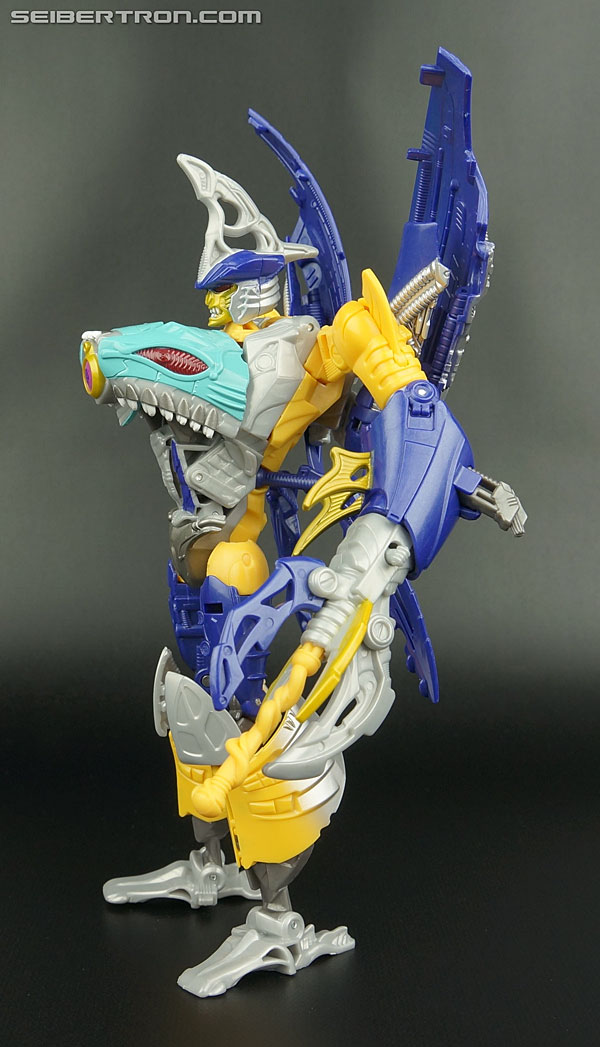 Transformers Generations Sky-Byte (Image #87 of 167)