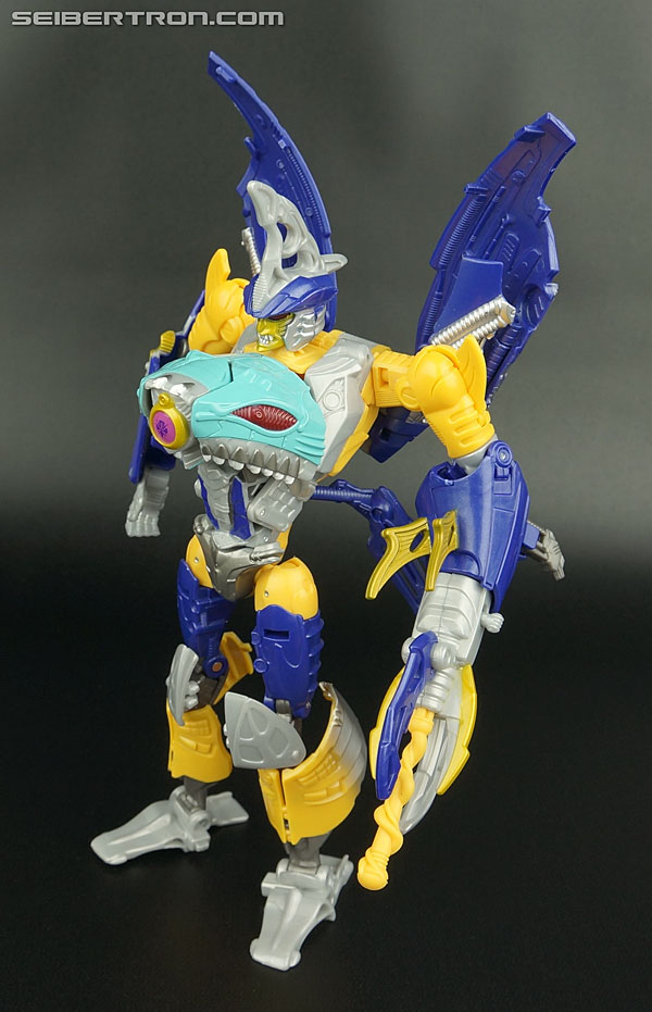 Transformers Generations Sky-Byte (Image #95 of 167)