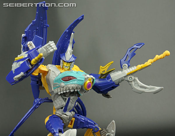 Transformers Generations Sky-Byte (Image #117 of 167)