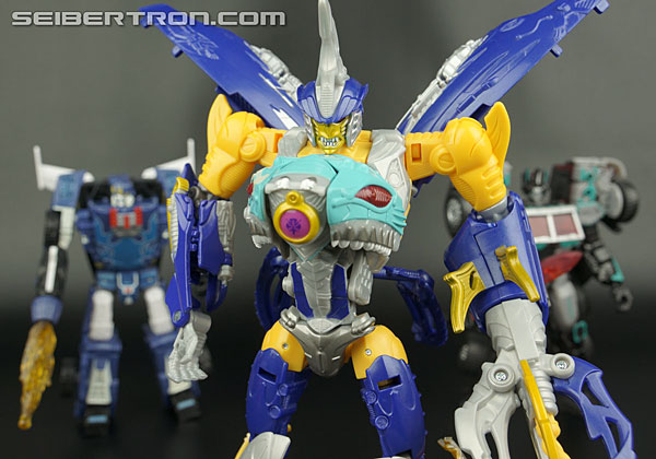 Transformers Generations Sky-Byte (Image #159 of 167)