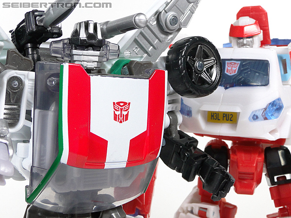 Transformers Generations Wheeljack (Image #214 of 222)