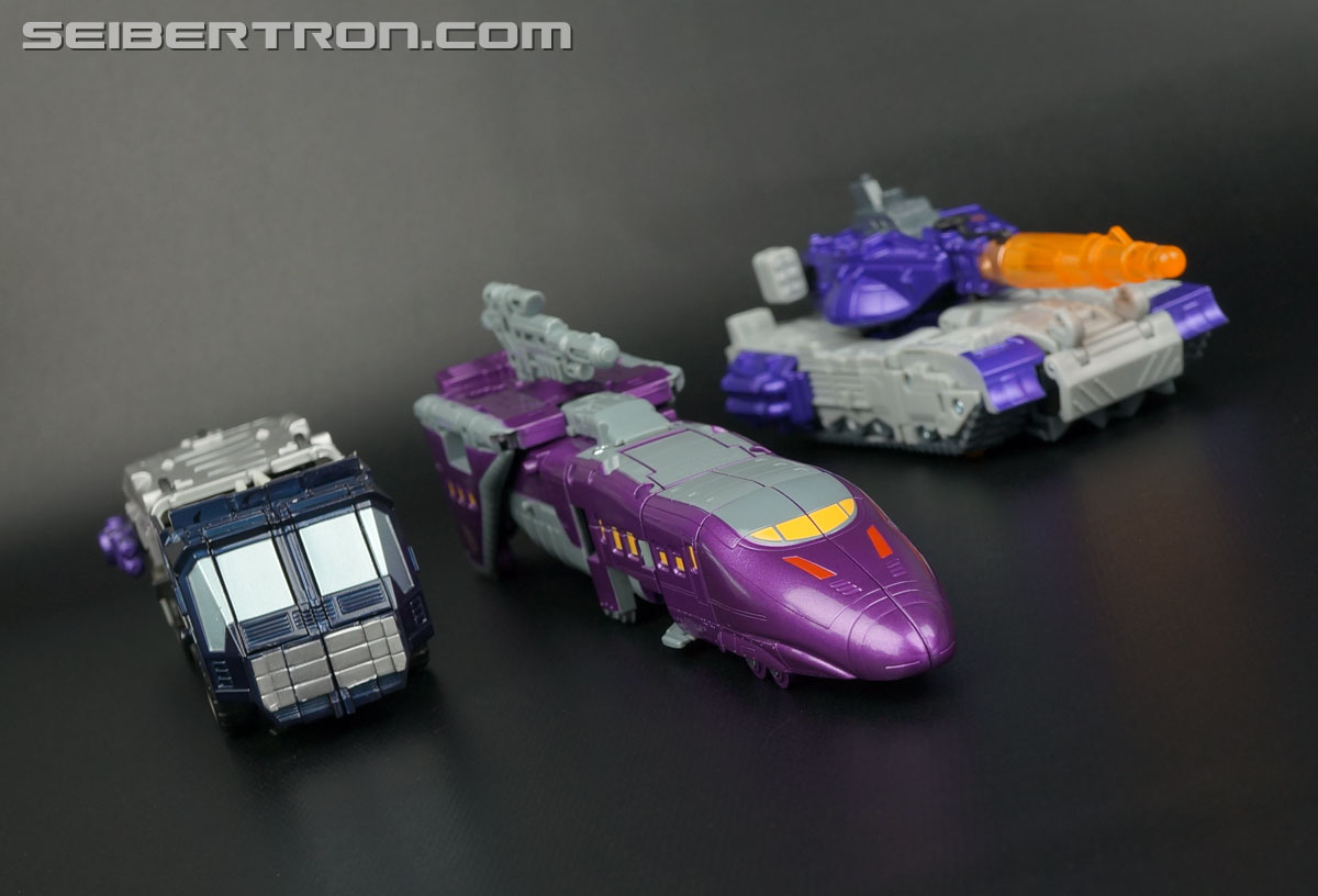 Transformers Generations Astrotrain (Image #17 of 106)