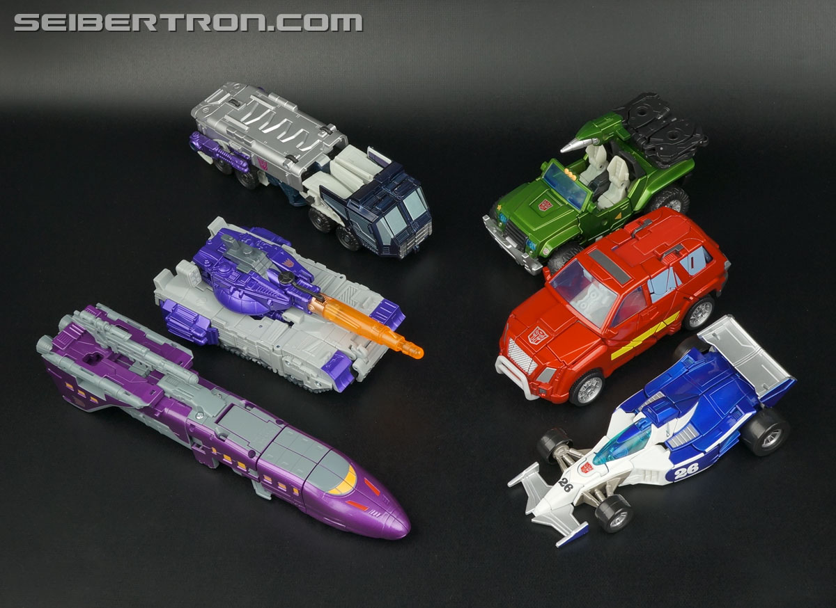 Transformers Generations Astrotrain (Image #18 of 106)