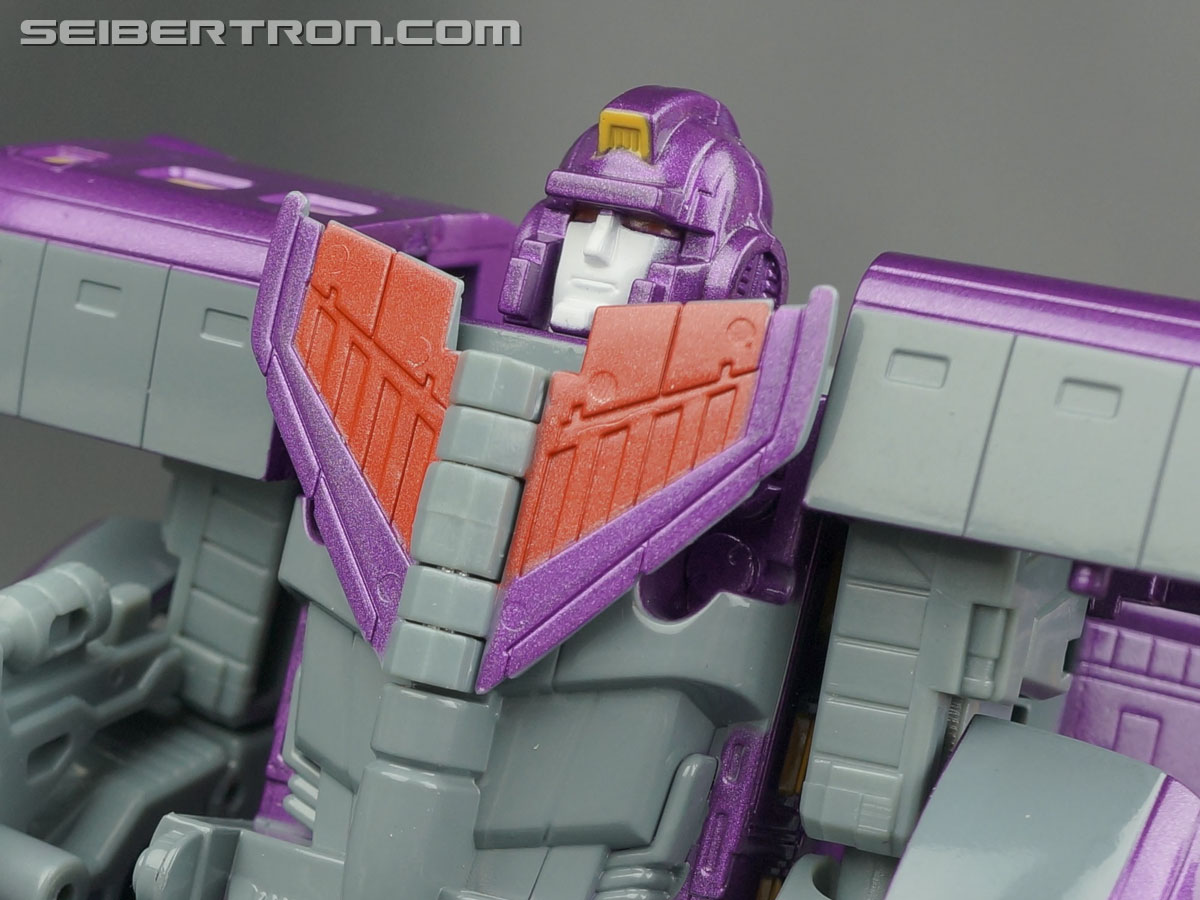 Transformers Generations Astrotrain (Image #75 of 106)