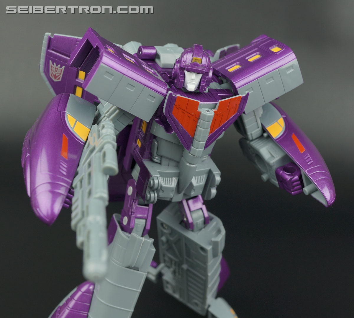 Transformers Generations Astrotrain (Image #79 of 106)