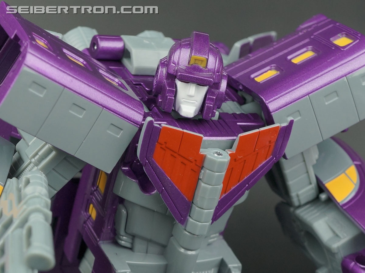Transformers Generations Astrotrain (Image #80 of 106)