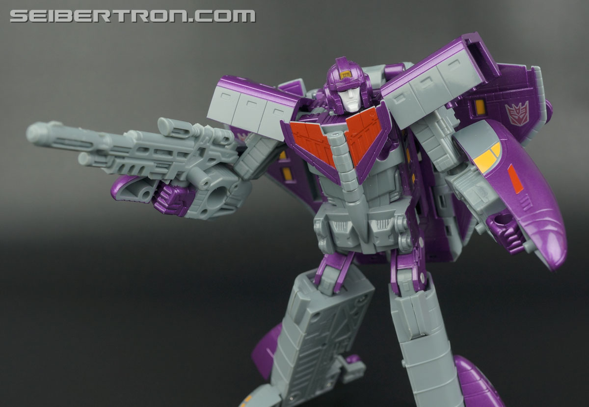 Transformers Generations Astrotrain (Image #85 of 106)