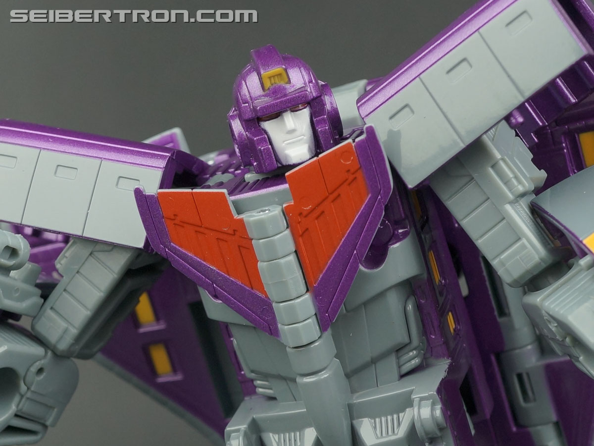 Transformers Generations Astrotrain (Image #88 of 106)