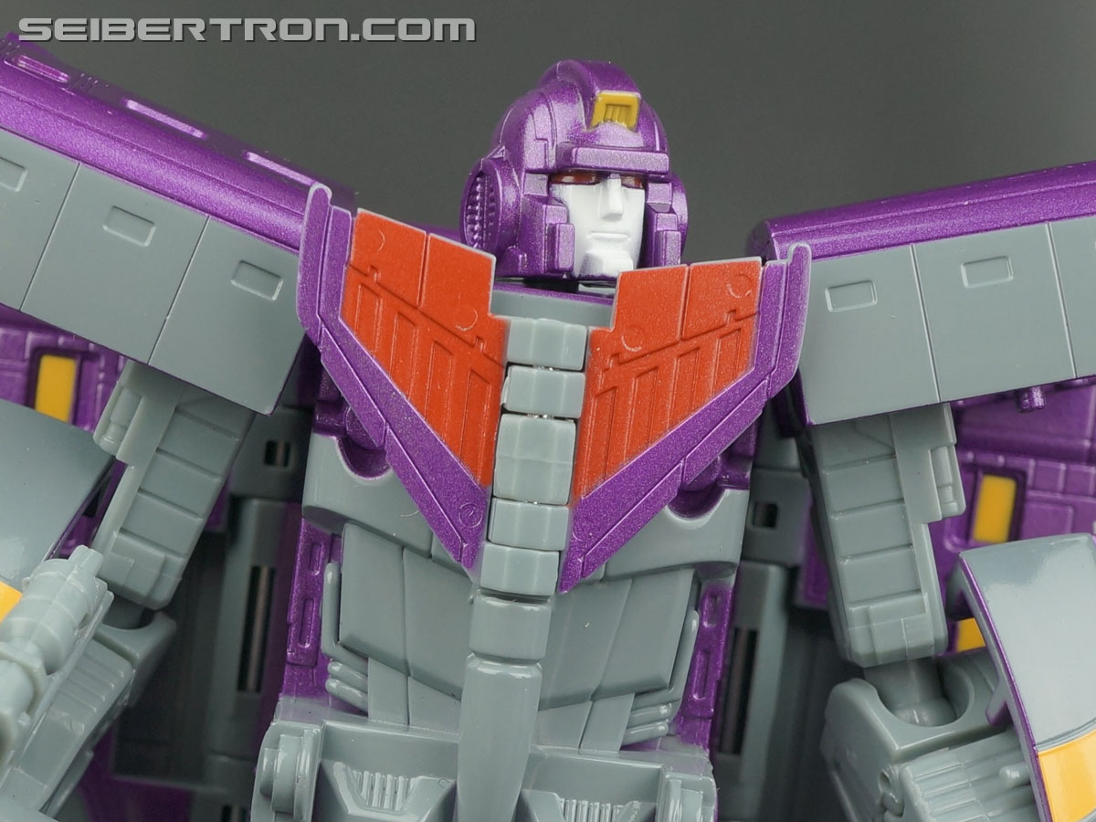 Transformers Generations Astrotrain (Image #93 of 106)