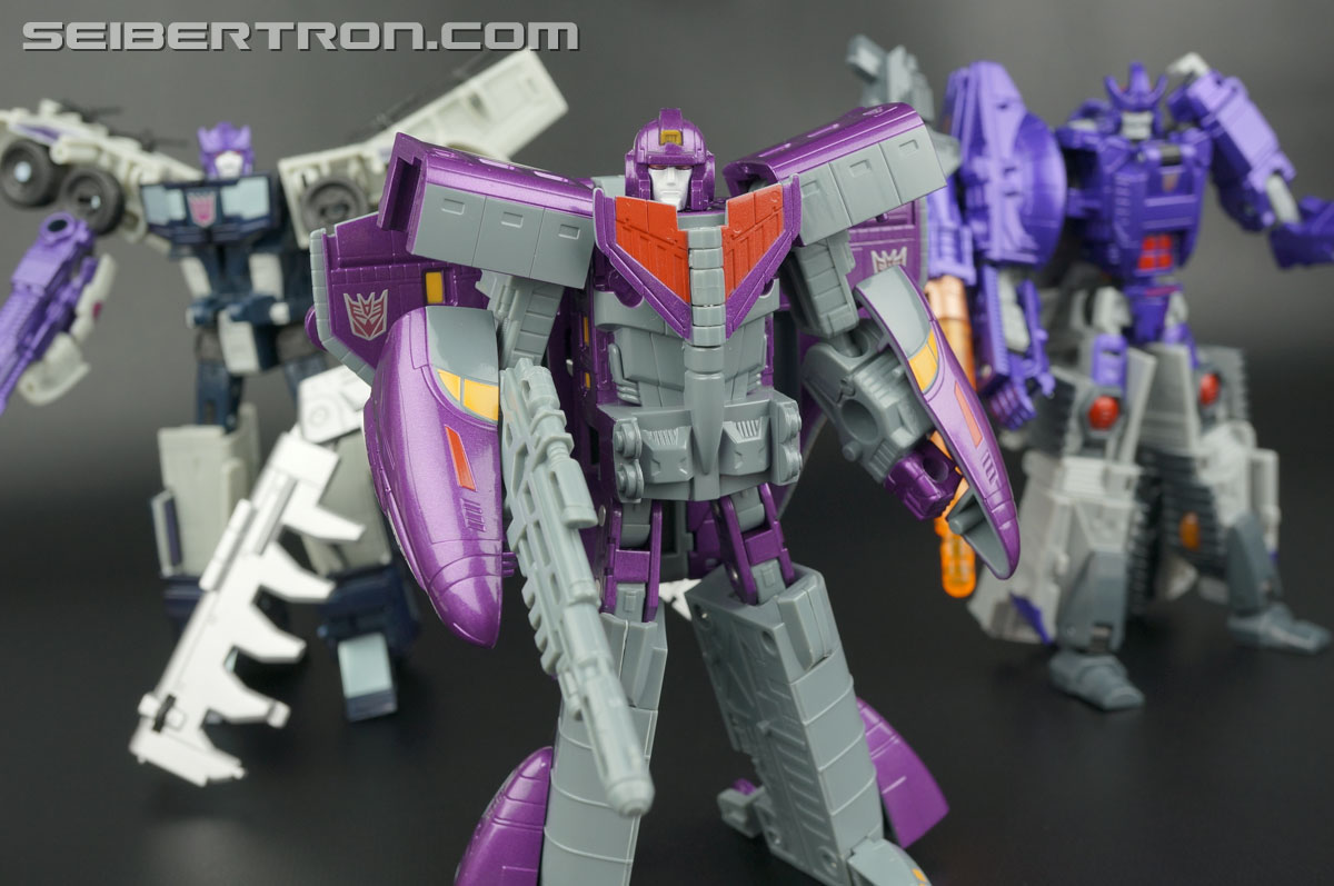 Transformers Generations Astrotrain (Image #96 of 106)