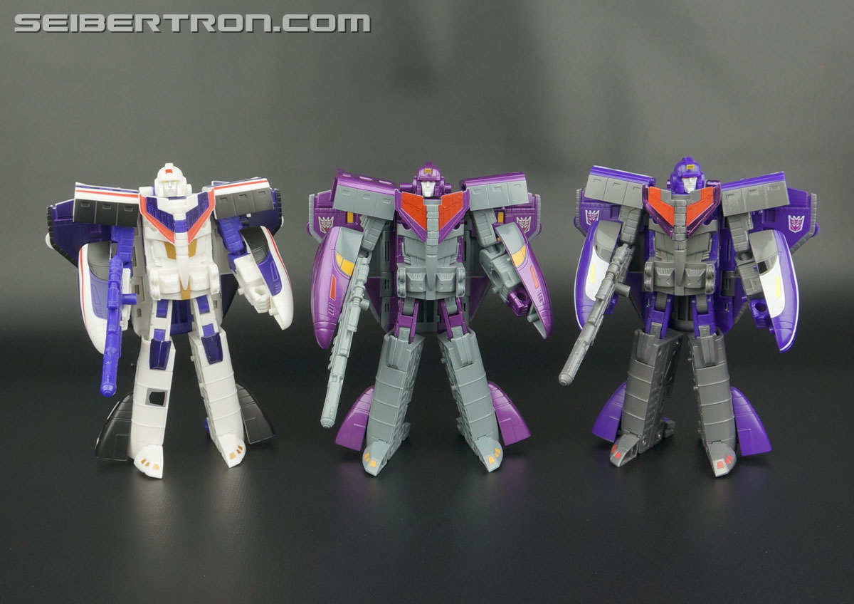 Transformers Generations Astrotrain (Image #97 of 106)
