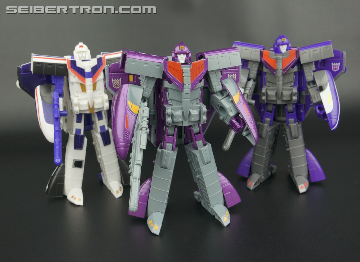 Transformers Generations Astrotrain (Image #98 of 106)