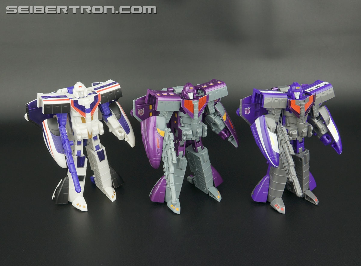 Transformers Generations Astrotrain (Image #100 of 106)
