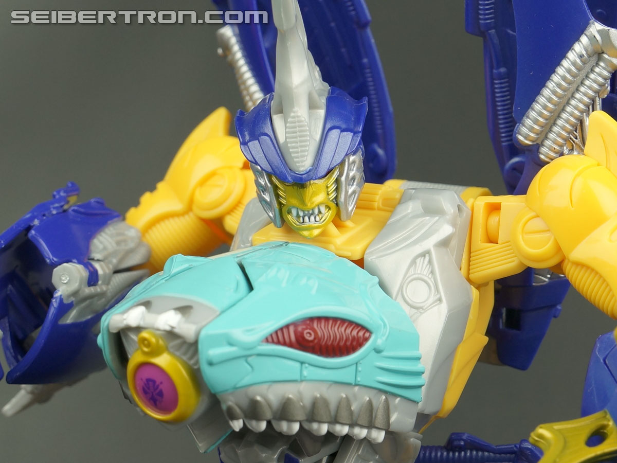 Transformers Generations Sky-Byte (Image #105 of 167)
