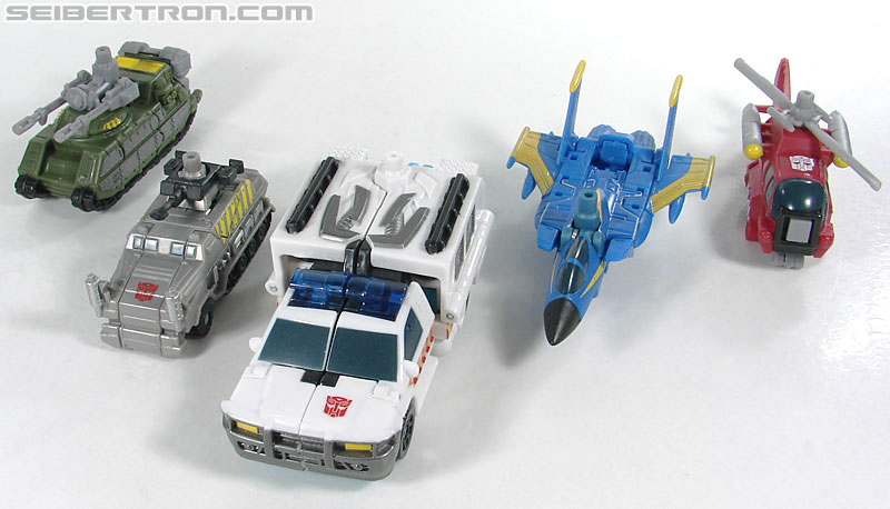 Transformers Power Core Combiners Stakeout with Protectobots (Image #37 of 176)