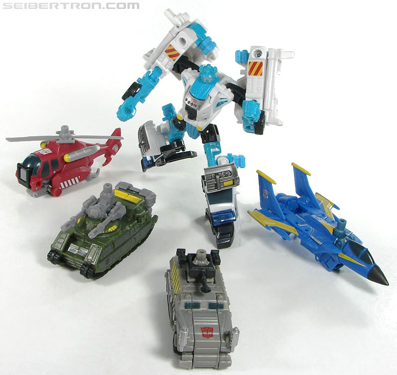 Transformers Power Core Combiners Stakeout with Protectobots (Image #115 of 176)