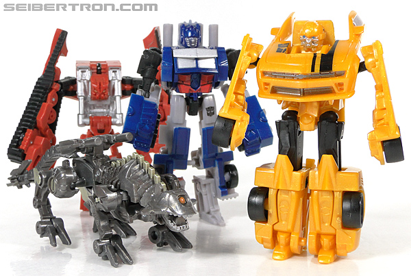 Transformers Hunt For The Decepticons Cyberfire Bumblebee (Image #87 of 90)