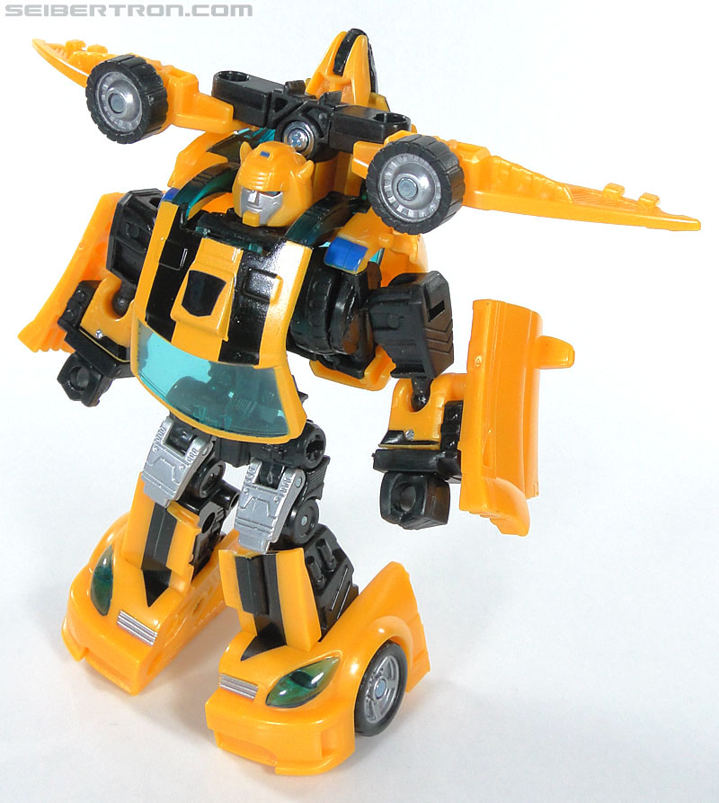 Transformers Reveal The Shield Bumblebee (Image #89 of 141)
