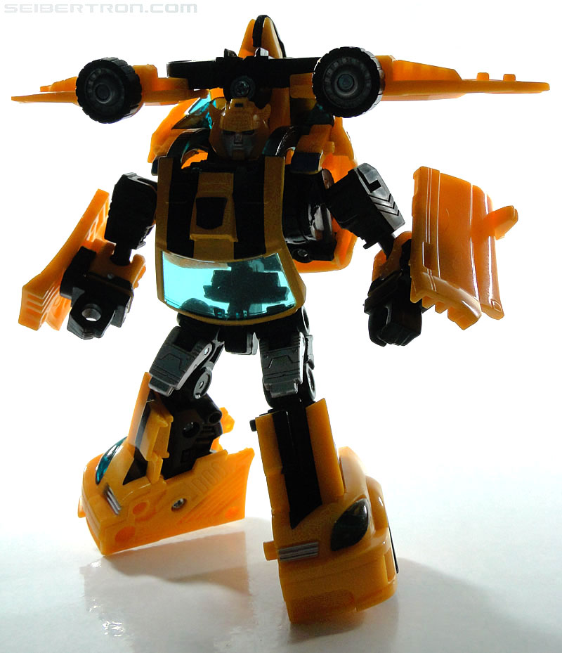 Transformers Reveal The Shield Bumblebee (Image #108 of 141)