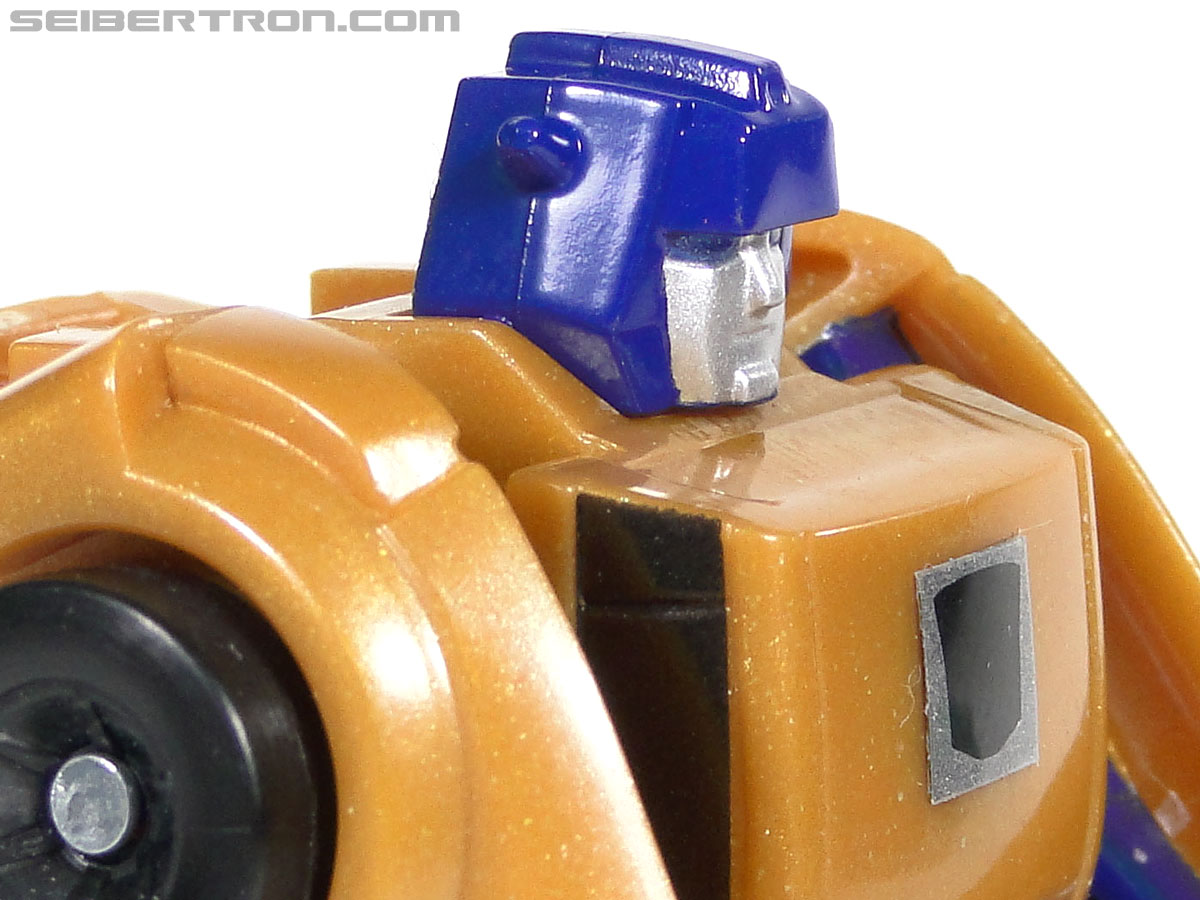 Transformers Reveal The Shield Gold Bumblebee (Image #50 of 100)