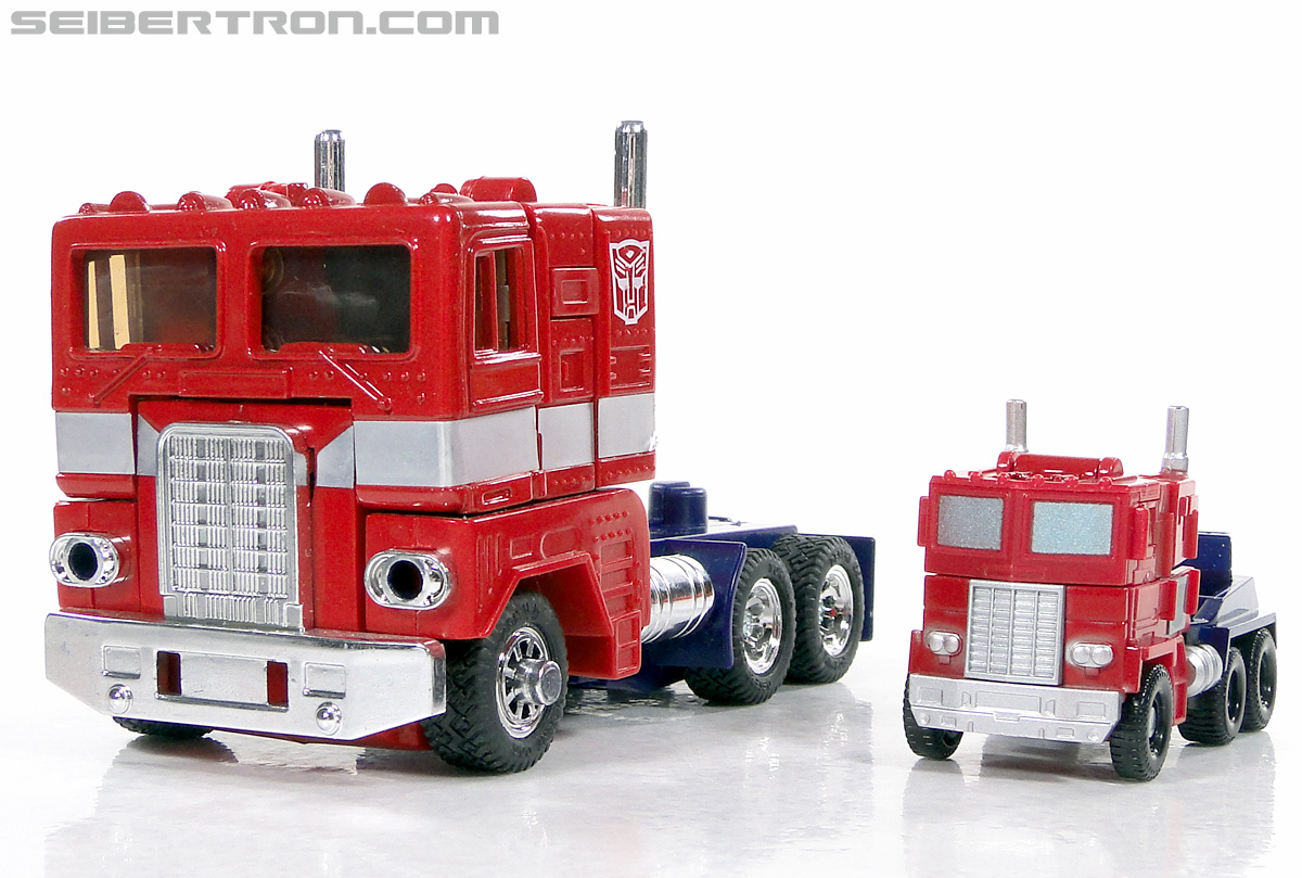 Transformers Reveal The Shield Optimus Prime (Image #31 of 93)