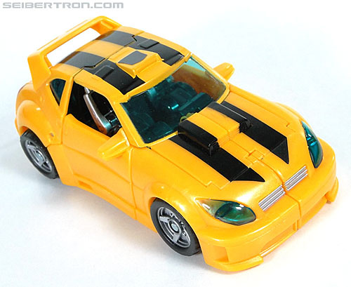 Transformers Reveal The Shield Bumblebee (Image #29 of 141)